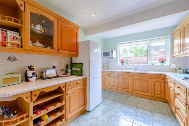 8429480-interior11.jpg