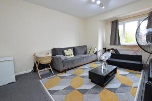 Flat 10, Parklands, Lynwood Road, Redhill RH1 2JF
