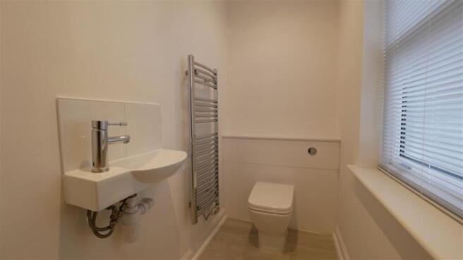 Hallway/Cloakroom