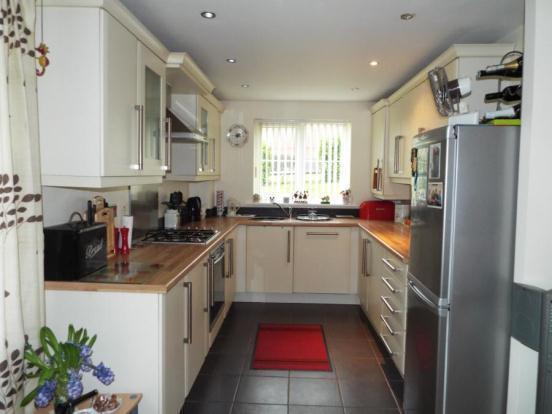 Kitchen 1