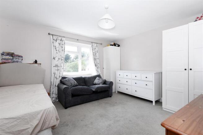 Bedroom.jpg