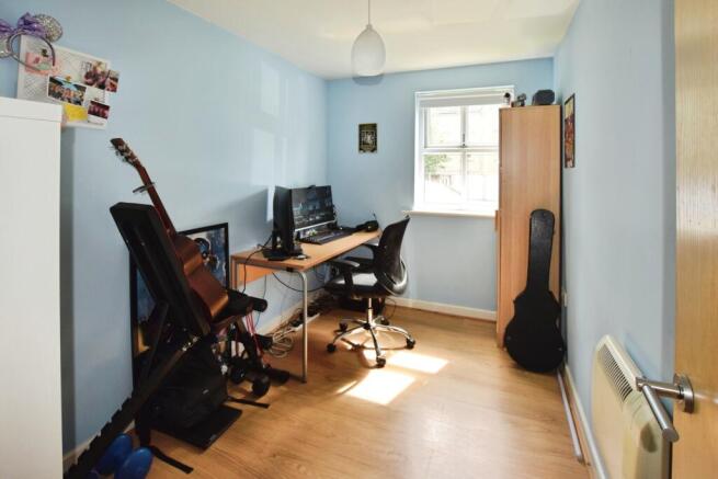 2 bed Apartment for sale Image 9