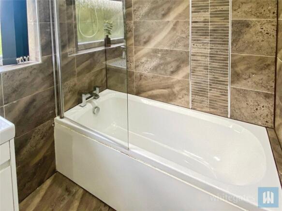 3 bed Semi-Detached to rent Image 11