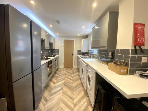 4ag.kitchen.JPG