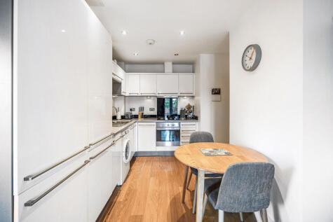 Manor Road, Kenton, Harrow, HA1