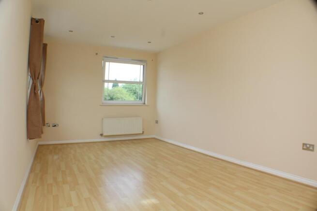 Lounge/dining area