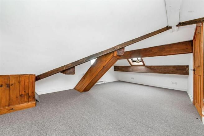 ATTIC ROOM (2).jpg
