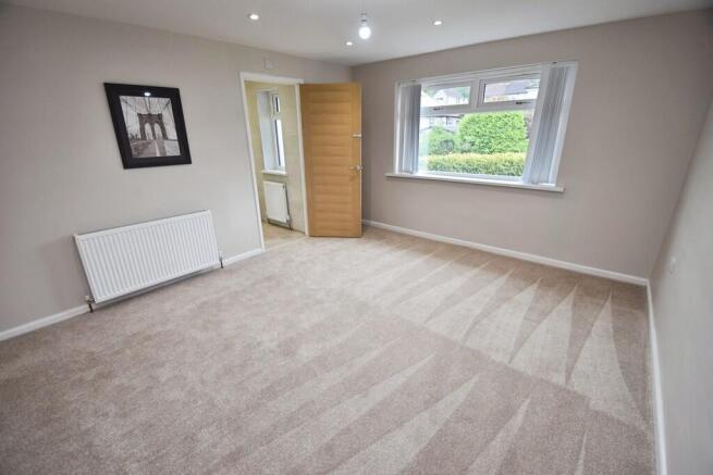 4 bed Detached to rent Image 11
