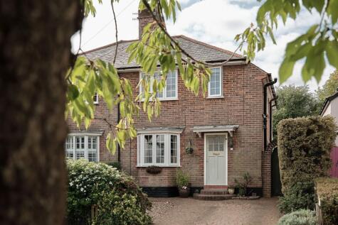 Greenway, Berkhamsted, Hertfordshire HP4