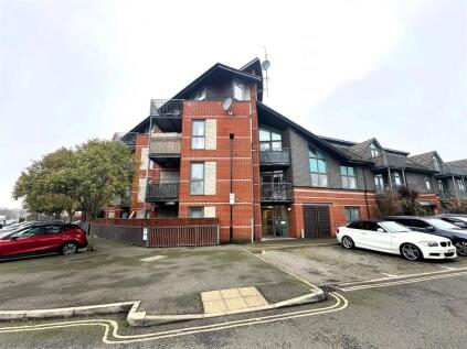 Page Road, Bedfont