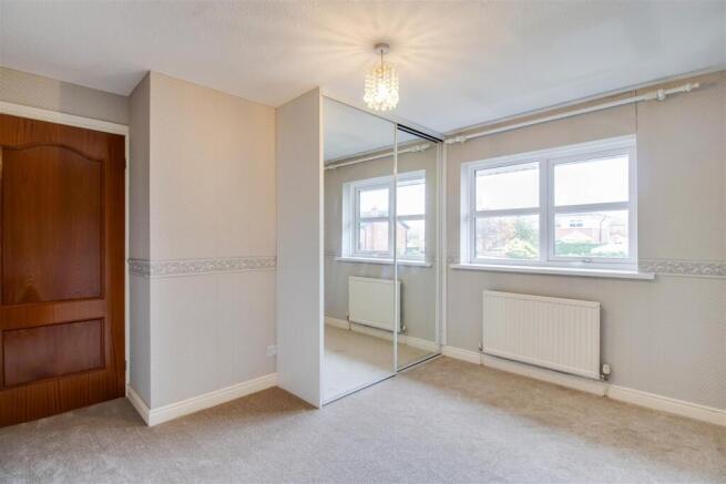 3 bed Bungalow for sale Image 8