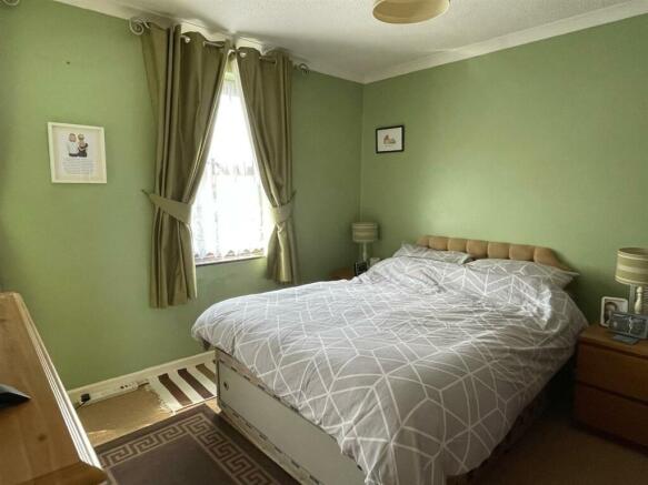 Bedroom1,.jpg