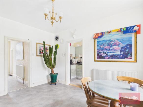 3 bed Terraced for sale Image 6