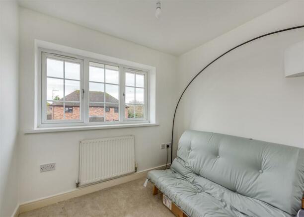48 Abney Avenue-bed2.jpg