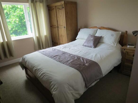 Bedroom 2: