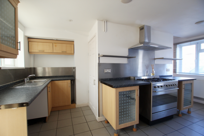 Kitchen 2.png