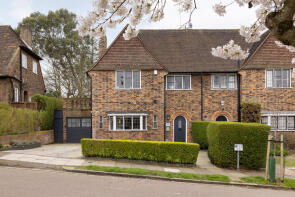 34, Brim Hill, East Finchley, London N2 0HG