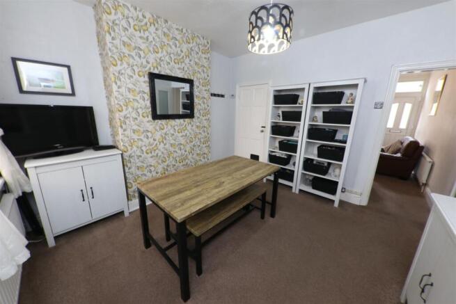 2 bed Terraced for sale Image 7