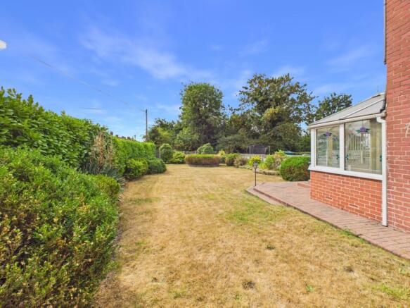 2 bed Semi-Detached for sale Image 4