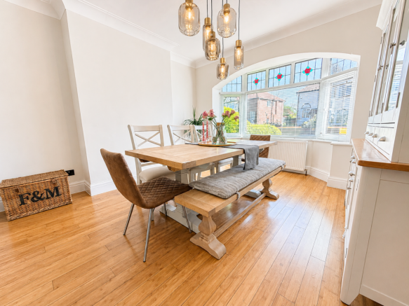 Dining room image 3.png