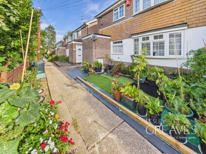 Shearing Close, Gedling, Nottingham