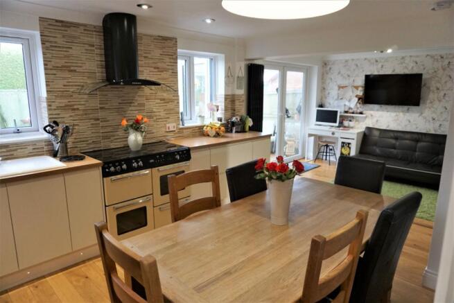 Kitchen/Family Room