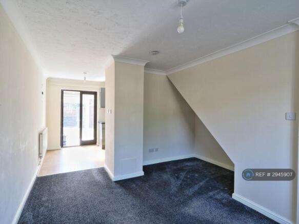 Living Room Through To Kitchen