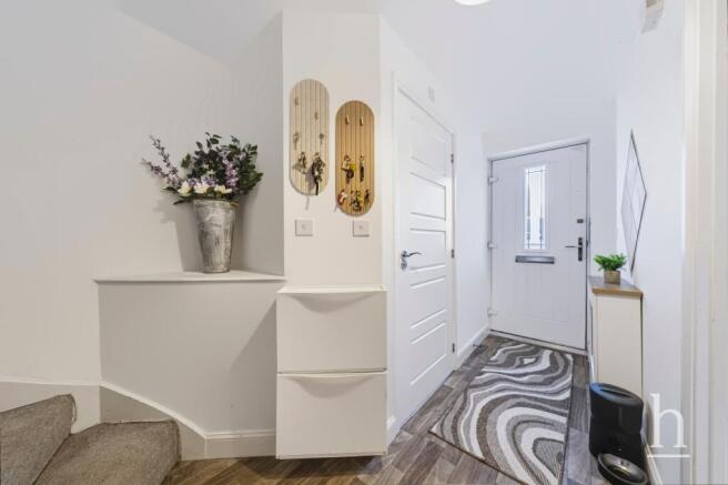 Harefields Way, Upton, CH49 photo 4