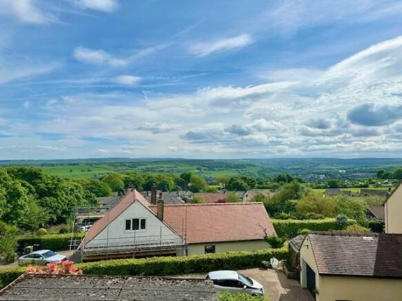 3 bed Detached for sale Image 10