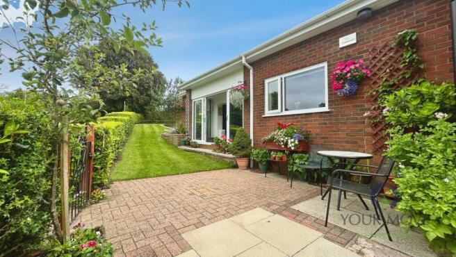 3 bed Bungalow for sale Image 12