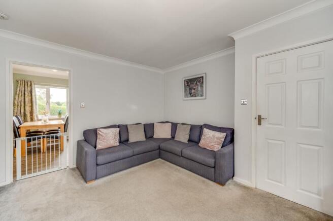 3 bed Semi-Detached for sale Image 5