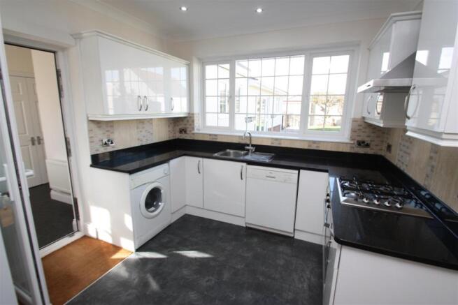 136 Netherhampton Ro
