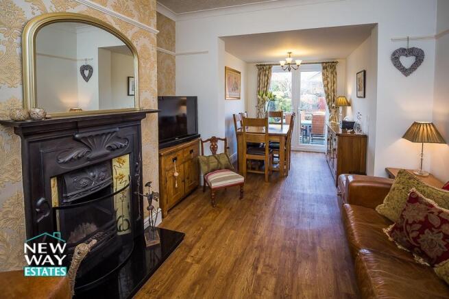 Living/Dining Area