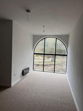 2 bed Not Specified to rent Image 6