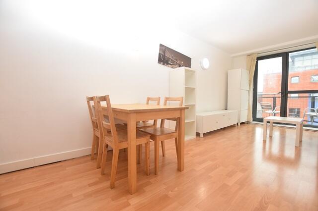 1 bed Apartment to rent Image 6