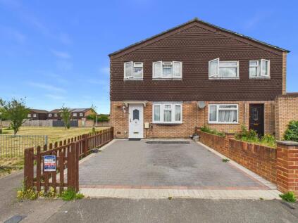 Sandleford Close, Reading, RG2