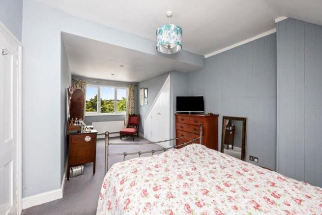 Hangleton Road 6 TOP FLOOR BEDROOM.jpeg