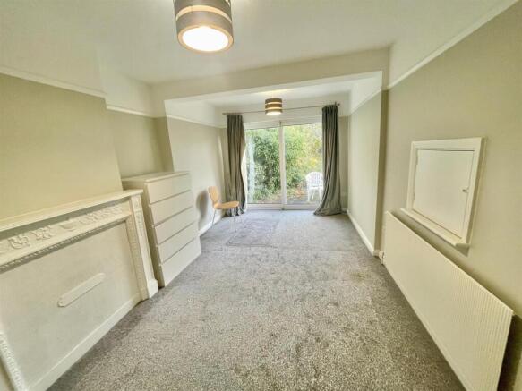 Bedroom Rear 31 The Byway.jpg