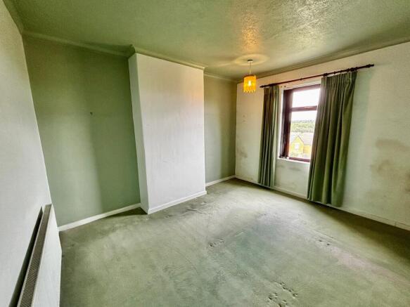 3 bed Terraced for sale Image 11
