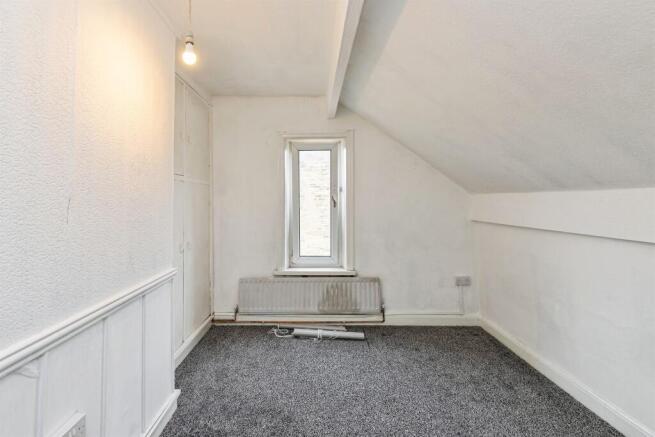 4 bed Terraced for sale Image 11