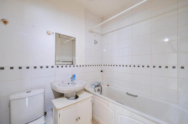 1430454-4-69b84dc...