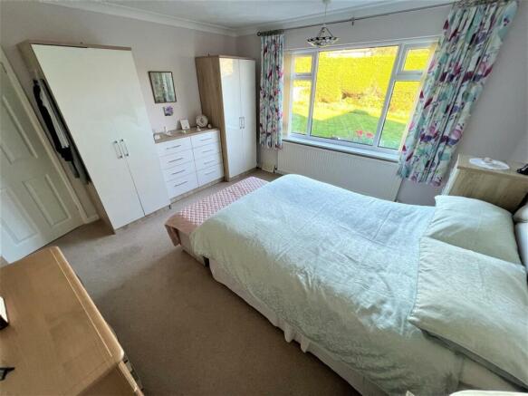 bed 1 a.jpg