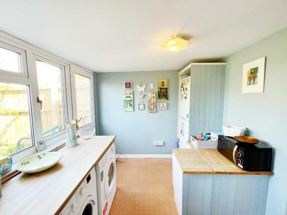 Utility Room pic 1.jpg