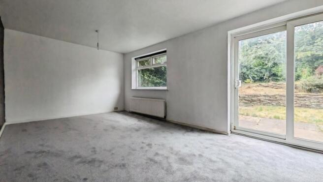 3 bed Semi-Detached to rent Image 6