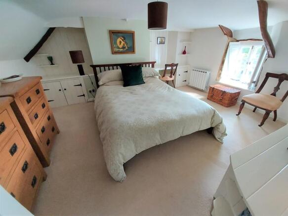 Principal bedroom