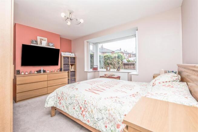 3 bed Semi-Detached for sale Image 12