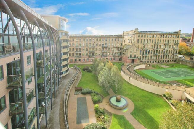 2 bed Apartment for sale Image 10