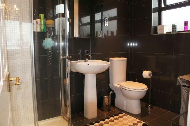 En suite