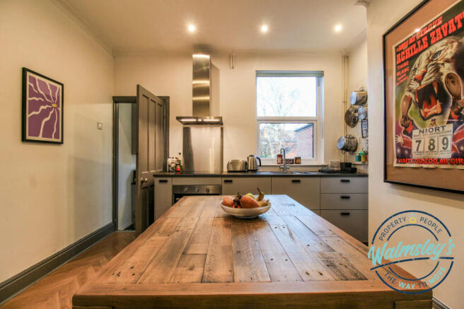 Kitchen dining room