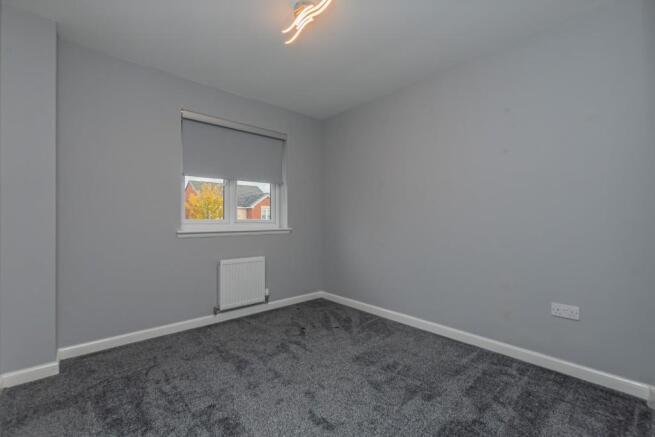 24. Bedroom 3 (1).jpg